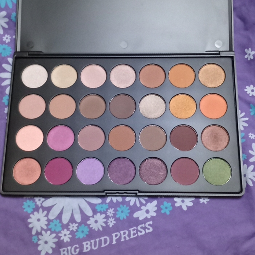 RARE Jaclyn Hill x Morphe Eyeshadow Palette